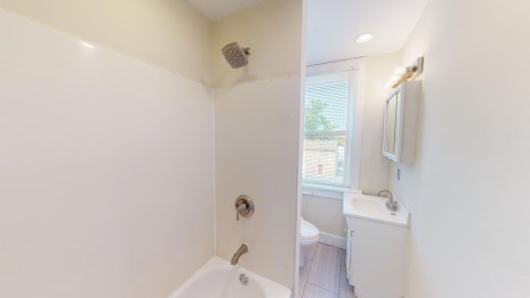 3 full bathrooms!