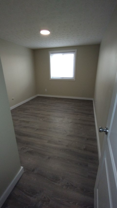 30-203 Bedroom