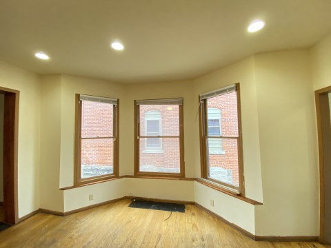 34 E 12th