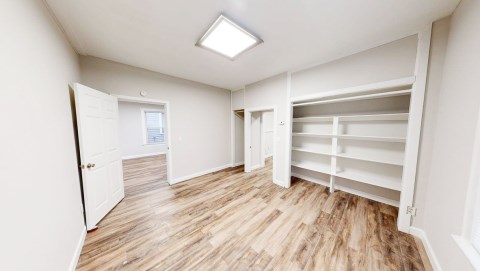 2 spacious bedrooms!