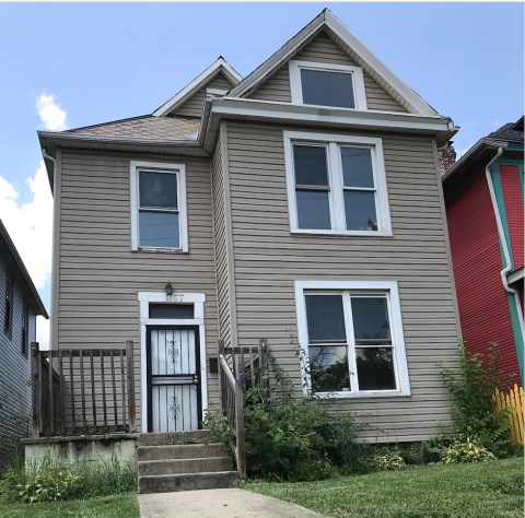 Front Exterior 1377 Summit St.