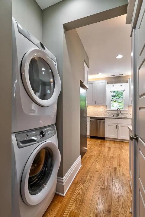 In Unit Washer and Dryer