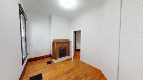 Bedrooms are spacious!  5 TOTAL!