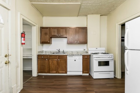 Remodeled Kitchens with all applicances