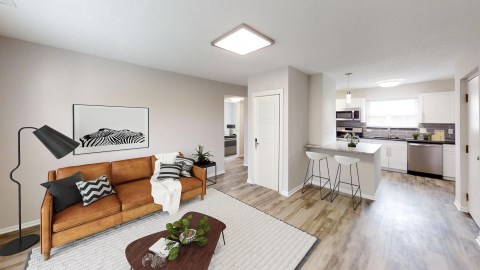 Welcome to 3181 Dorris Ave Apt 3