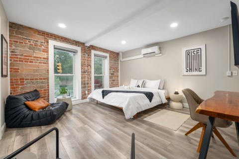 Fully Furnished Living space!