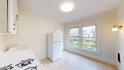 Each person has their own bedroom / bathroom / kitchen!