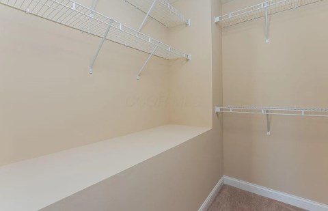 Closet bedroom 3