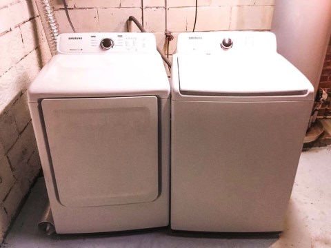 Comes with washer and dryer provided!