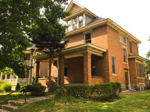 Welcome to 132 East Northwood Avenue