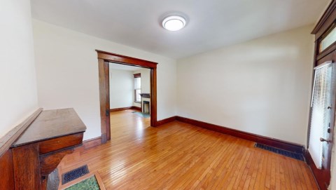 Beautiful Hardwood Floors in the Living Room
