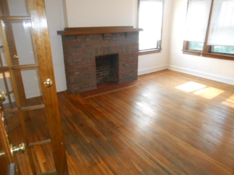 Living Room/Bedroom