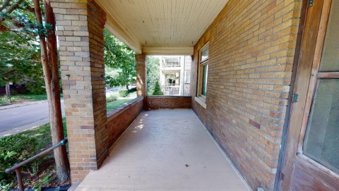 Big Front Porch!