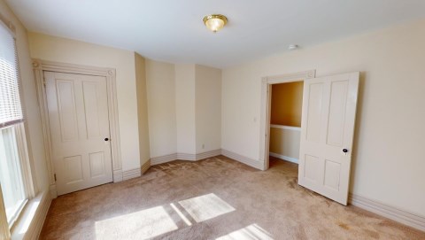 5 spacious bedrooms!  No small bedrooms here!