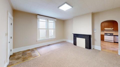 Spacious living room!