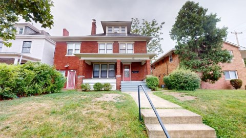 291 East 16th Avenue
