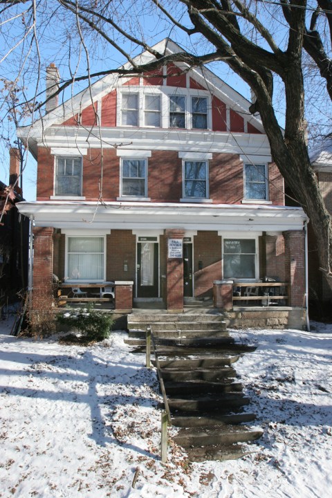 2136-2138 summit