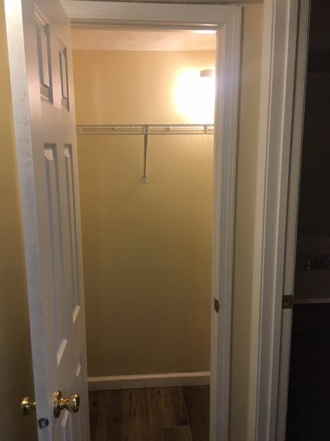 30-203A closet