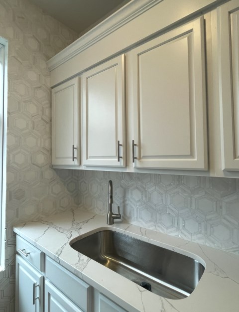 NEW SINGLE BOWL SINK WITH NEW FAUCET