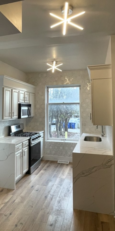 NEW LED LIGHTING