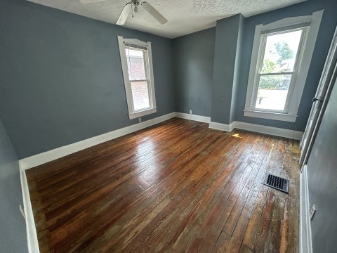 2nd floor Back bedroom