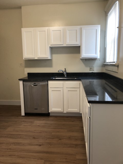 Brand new Kitchen with Granite