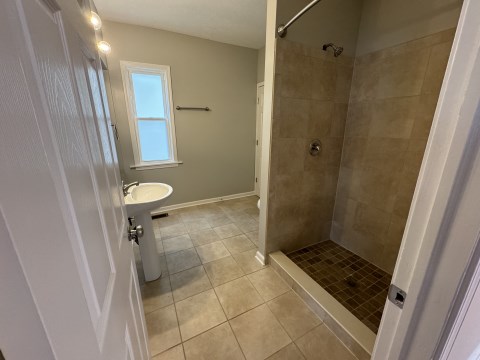 Full Bath on 1st floor