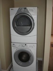 Whirlpool Duet Front Loading Energy Saving Washer/Dryer